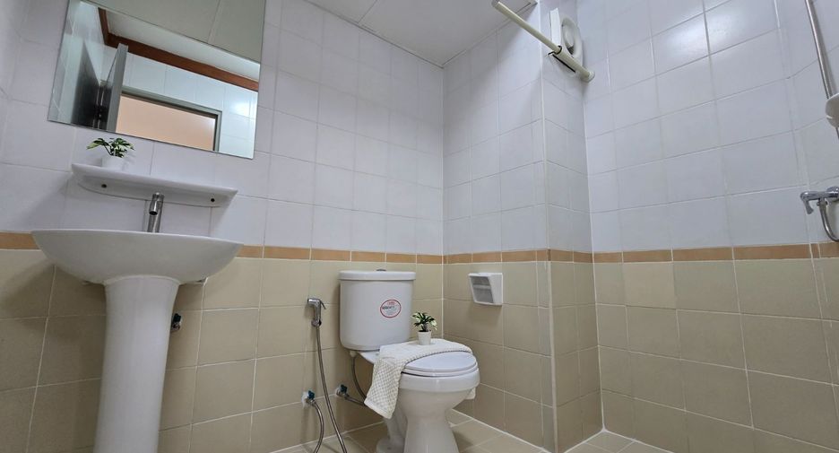 For sale 2 bedrooms condo in Chatuchak, Bangkok