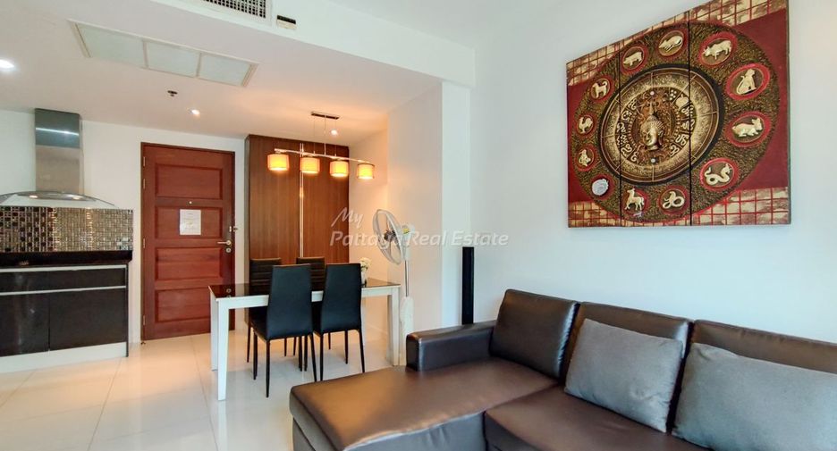 For rent 2 bedrooms condo in Pratumnak, Pattaya