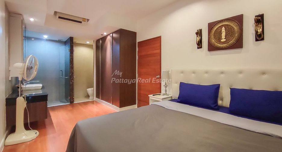 For rent 2 bedrooms condo in Pratumnak, Pattaya