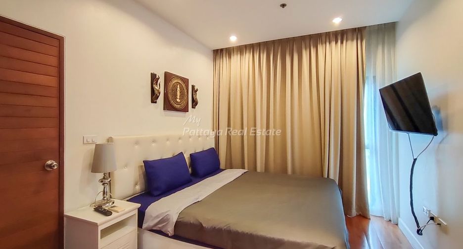 For rent 2 bedrooms condo in Pratumnak, Pattaya