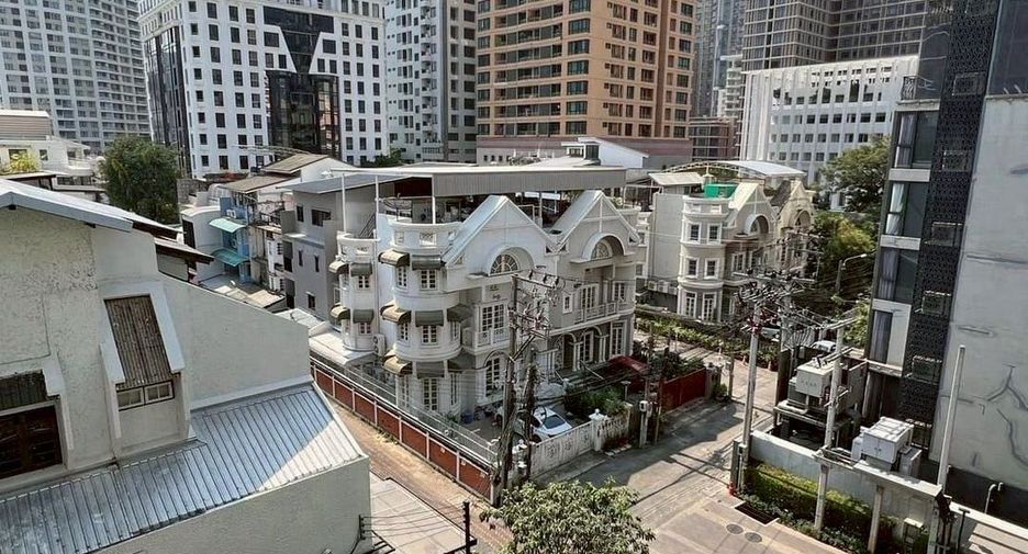 Condo en alquiler de 2 habitaciones en Pathum Wan, Bangkok