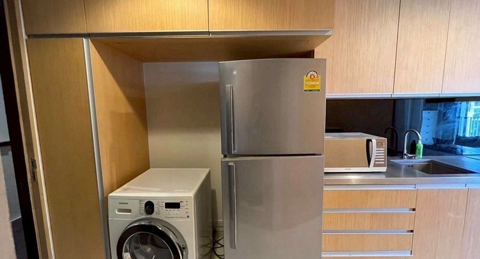 For rent 1 bed condo in Watthana, Bangkok