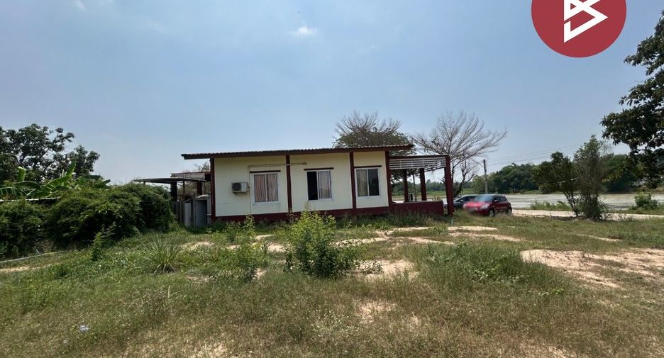 For sale 3 bedrooms house in Phanat Nikhom, Chonburi