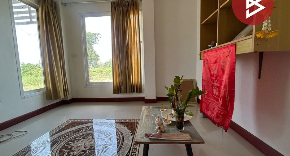 For sale 3 bedrooms house in Phanat Nikhom, Chonburi