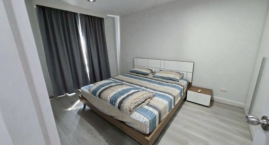 For rent 2 bedrooms condo in Huai Khwang, Bangkok