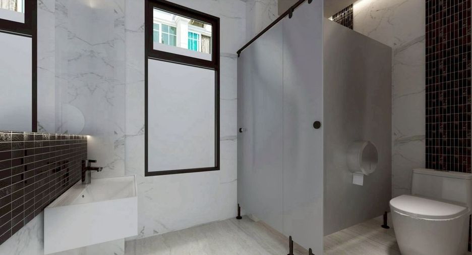 For rent retail Space in Huai Khwang, Bangkok