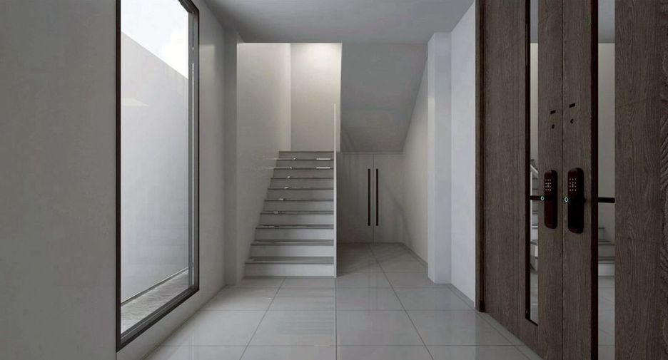 For rent retail Space in Huai Khwang, Bangkok