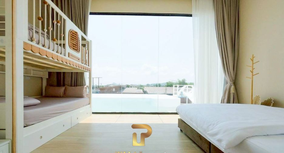 For sale 5 bedrooms villa in Sattahip, Chonburi