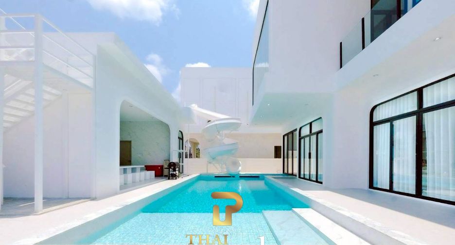 For sale 5 bedrooms villa in Sattahip, Chonburi