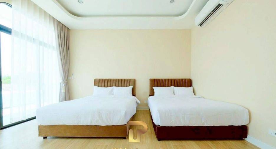 For sale 5 bedrooms villa in Sattahip, Chonburi