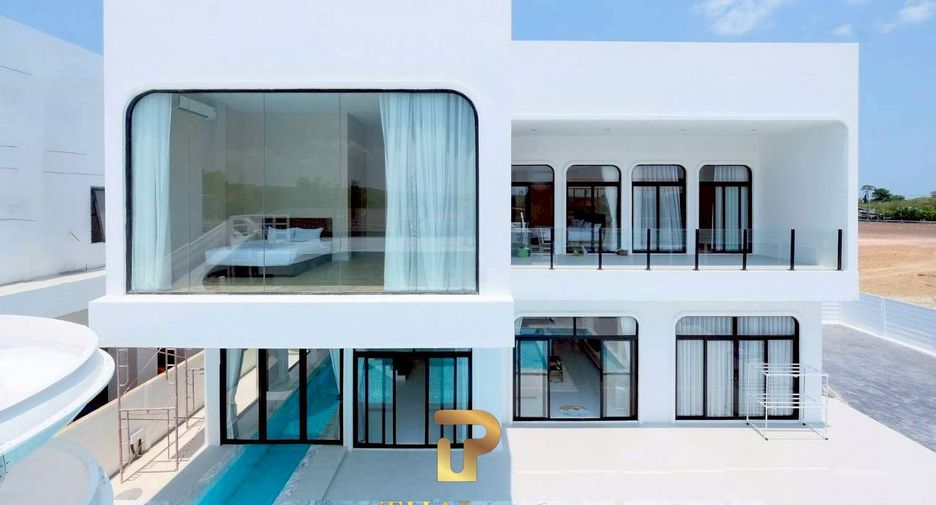 For sale 5 bedrooms villa in Sattahip, Chonburi