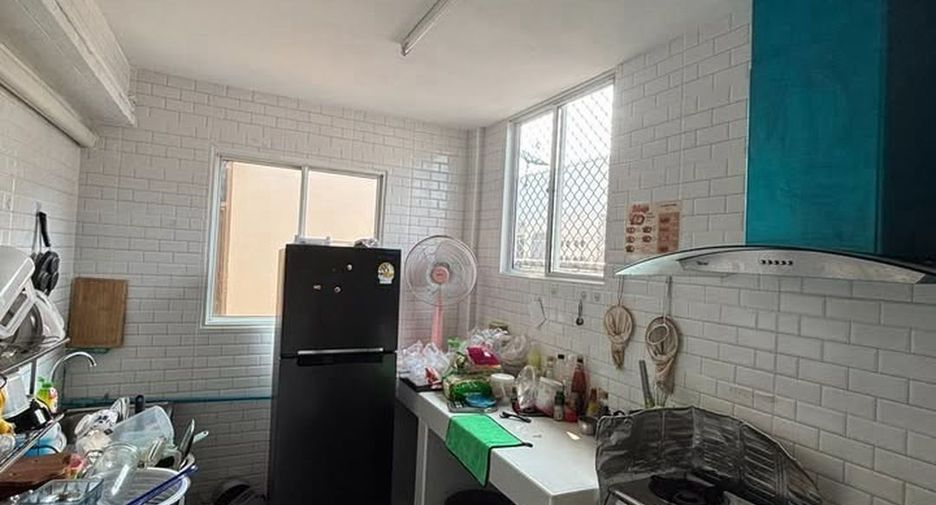 For rent retail Space in Sathon, Bangkok