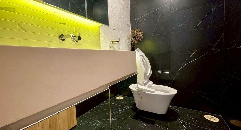 For rent and for sale 3 bedrooms condo in Watthana, Bangkok