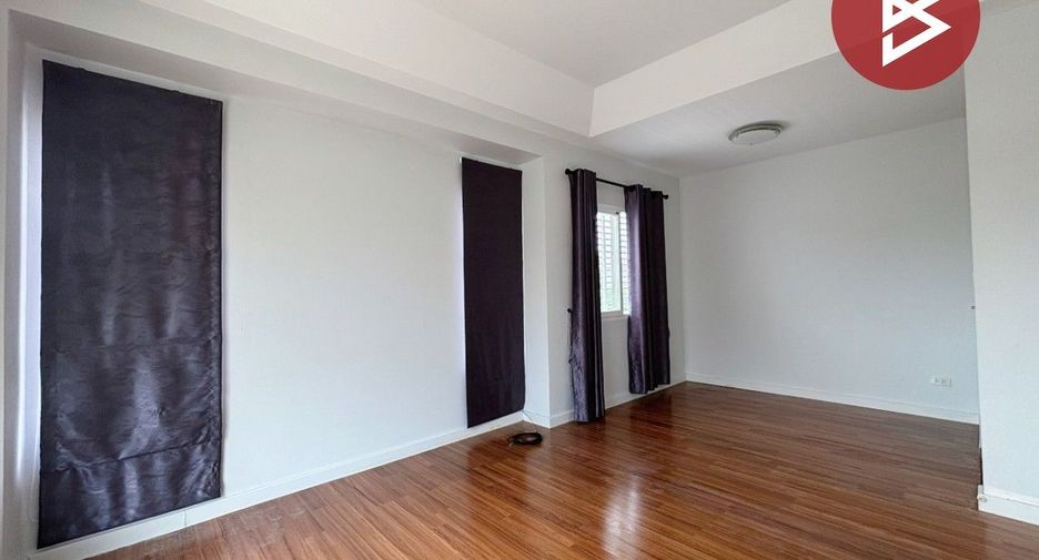 For sale 3 bedrooms house in Bang Bo, Samut Prakan