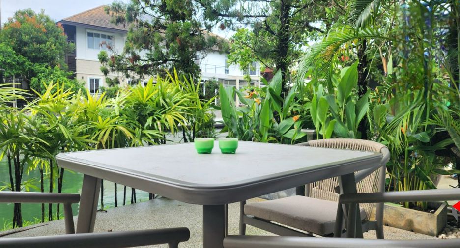For rent 2 bedrooms townhouse in Mueang Phuket, Phuket