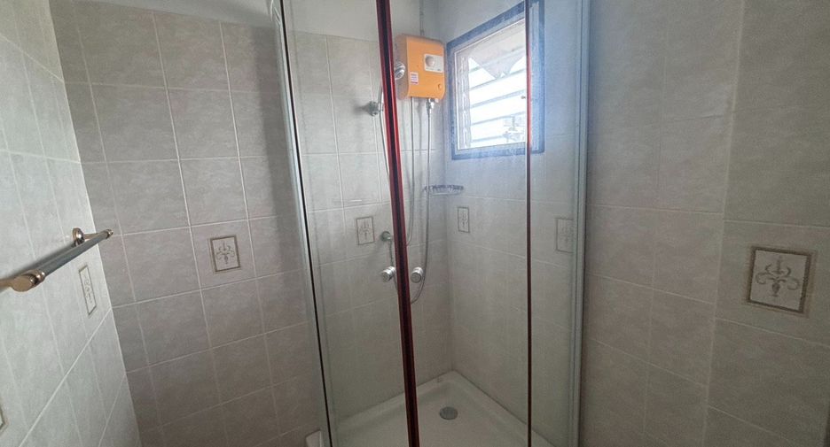 Casa en venta de 4 habitaciones en Mueang Rayong, Rayong