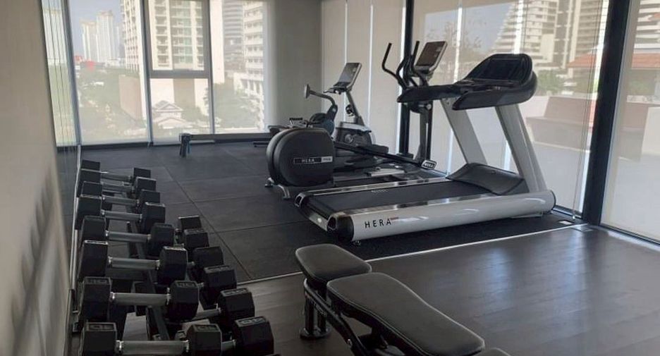 For rent 2 bedrooms condo in Watthana, Bangkok