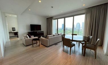 For rent 3 bedrooms condo in Pathum Wan, Bangkok