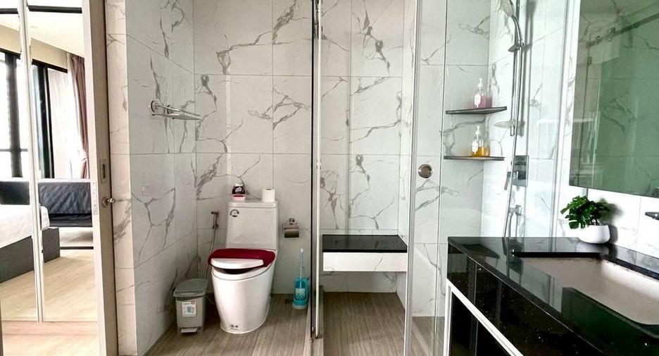 For rent 1 bed condo in Pratumnak, Pattaya