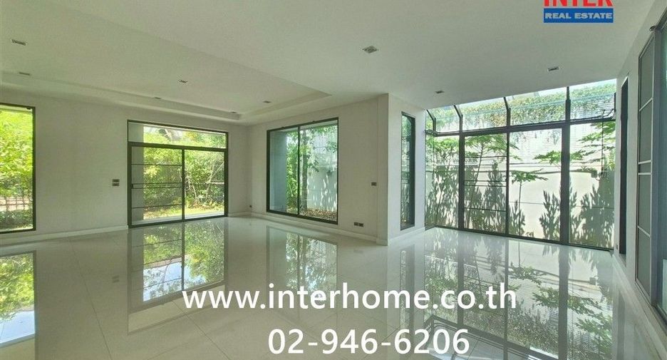 For sale 4 bedrooms house in Thawi Watthana, Bangkok