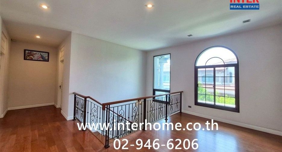 For sale 4 bedrooms house in Thawi Watthana, Bangkok