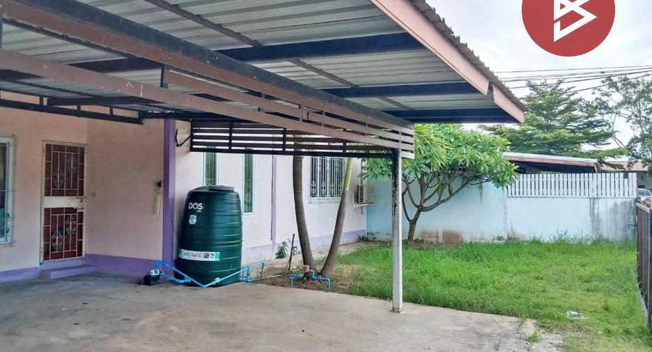 For sale 4 bedrooms house in Si Rattana, Sisaket