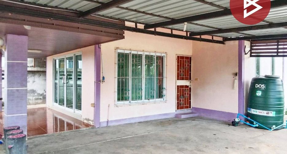For sale 4 bedrooms house in Si Rattana, Sisaket