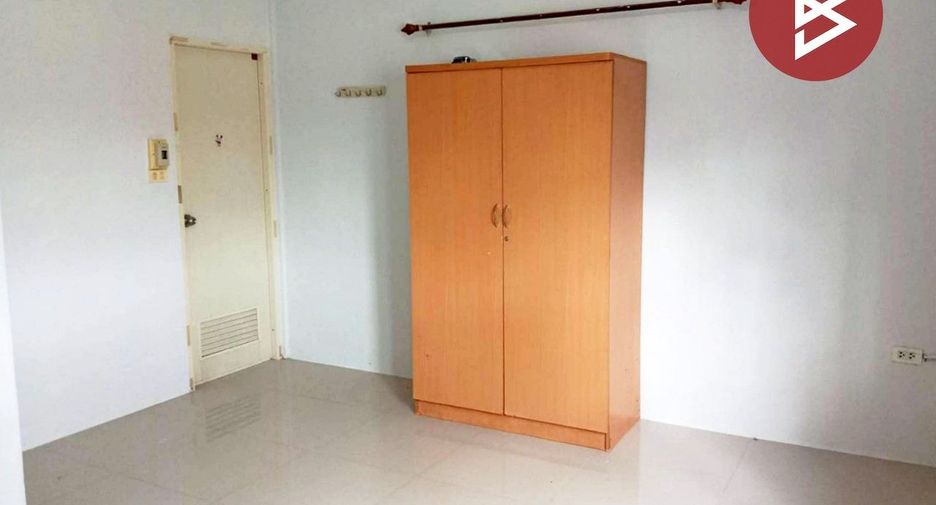 For sale 4 bedrooms house in Si Rattana, Sisaket