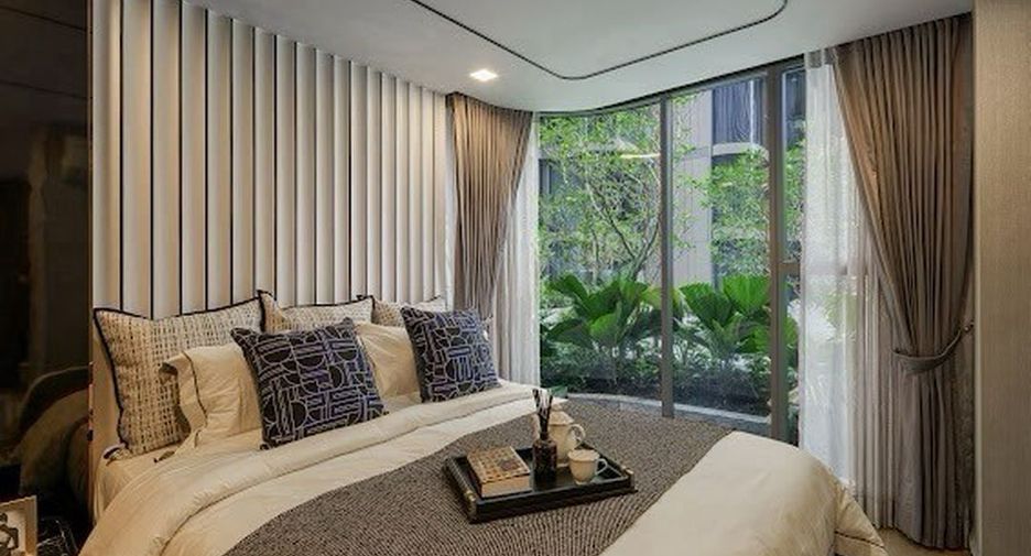 For rent 3 bedrooms condo in Watthana, Bangkok