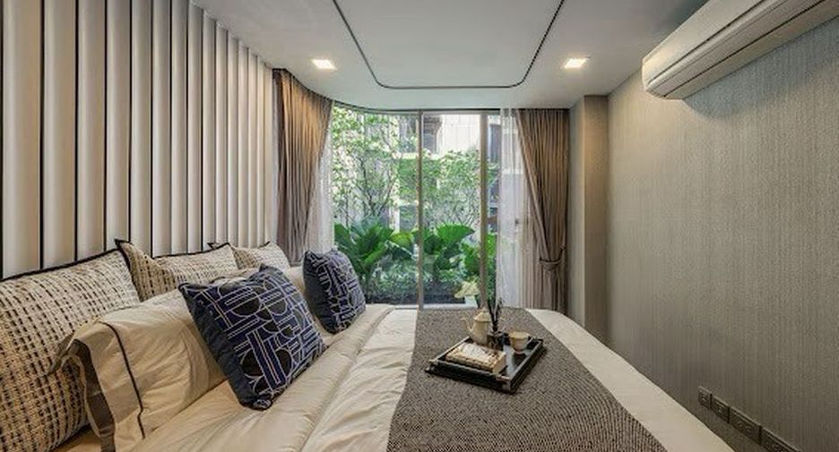 For rent 3 bedrooms condo in Watthana, Bangkok