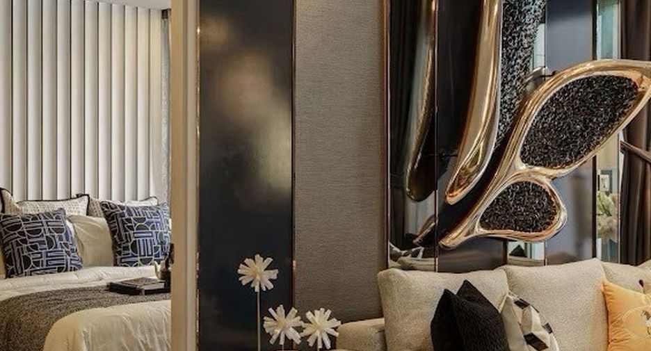 For rent 3 bedrooms condo in Watthana, Bangkok