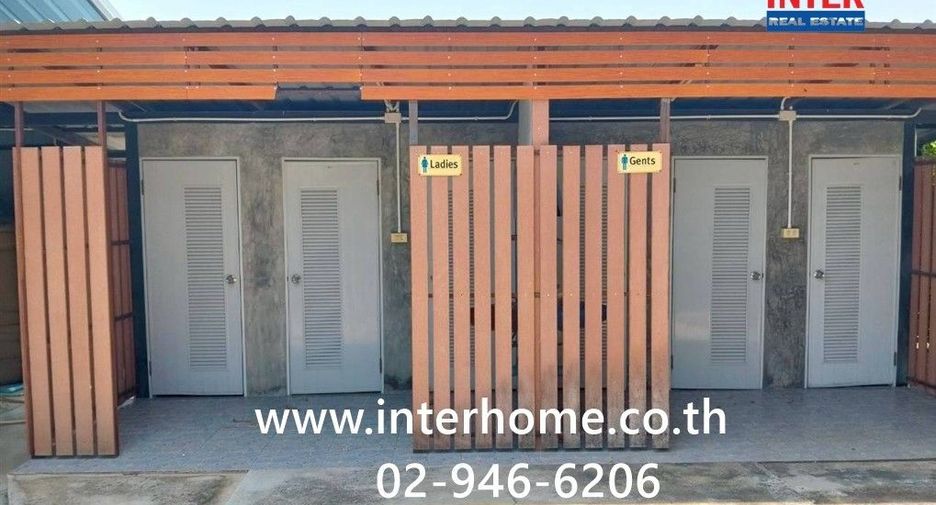 For sale 7 bedrooms apartment in Sam Chuk, Suphan Buri