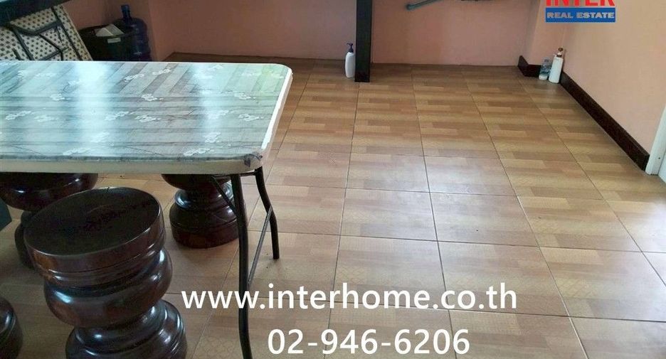 For sale 7 bedrooms apartment in Sam Chuk, Suphan Buri