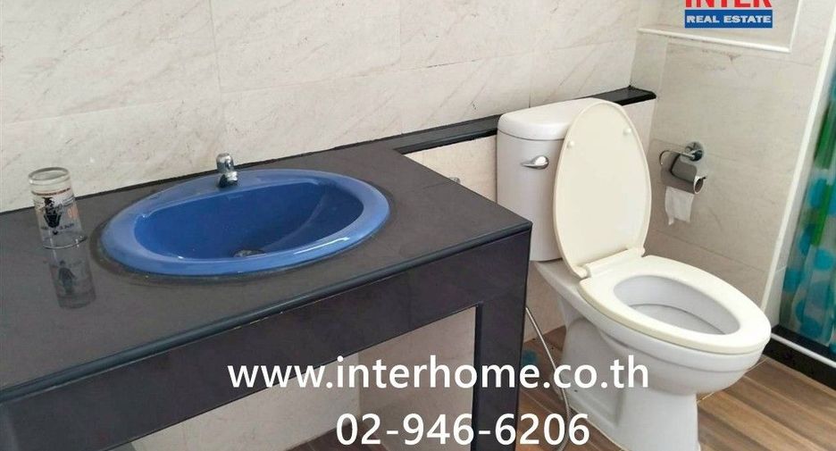 For sale 7 bedrooms apartment in Sam Chuk, Suphan Buri