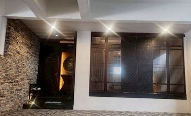 Casa adosada en alquiler de 5 habitaciones en Yan Nawa, Bangkok