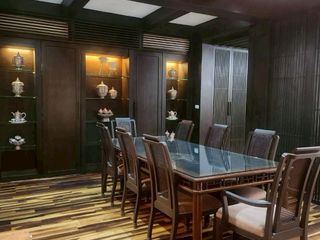 For rent 5 bedrooms townhouse in Yan Nawa, Bangkok