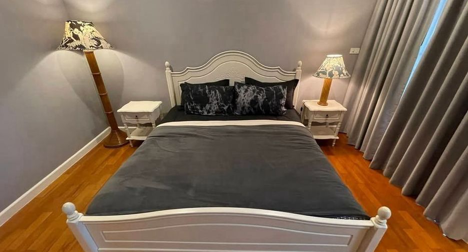 For rent and for sale 2 bedrooms condo in Watthana, Bangkok