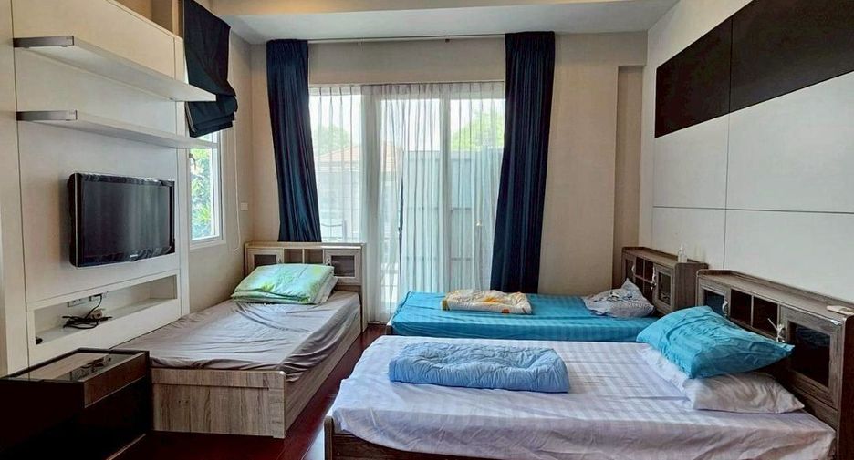 For rent そして for sale 5 ベッドルーム house in Chatuchak, Bangkok