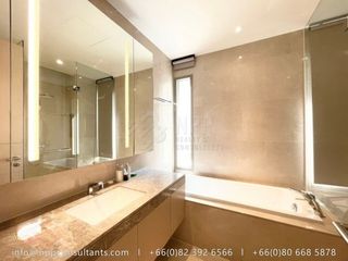 For rent 2 bedrooms condo in Khlong San, Bangkok