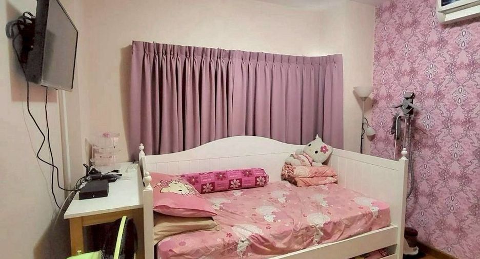 For sale 3 bedrooms house in Sai Mai, Bangkok