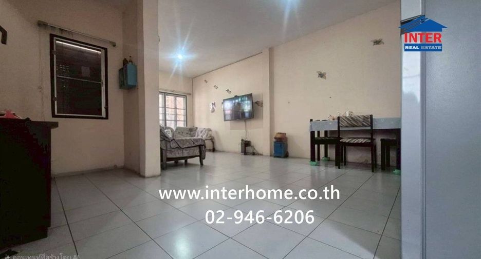 For sale 3 bedrooms townhouse in Thanyaburi, Pathum Thani