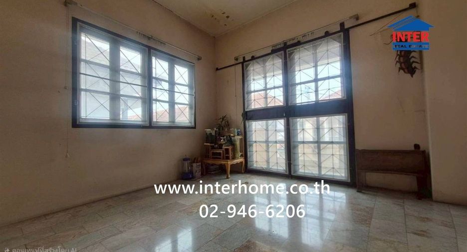 For sale 3 bedrooms townhouse in Thanyaburi, Pathum Thani