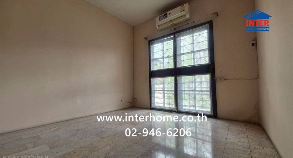 For sale 3 bedrooms townhouse in Thanyaburi, Pathum Thani