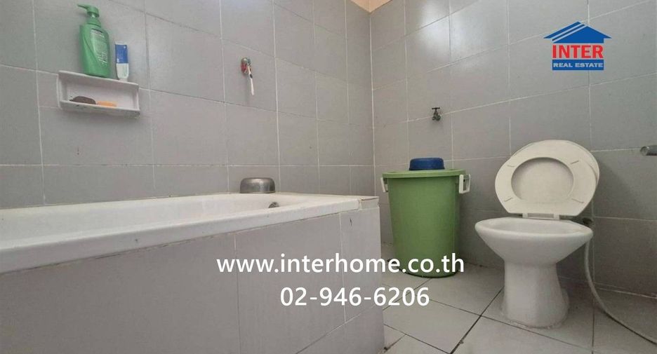 For sale 3 bedrooms townhouse in Thanyaburi, Pathum Thani
