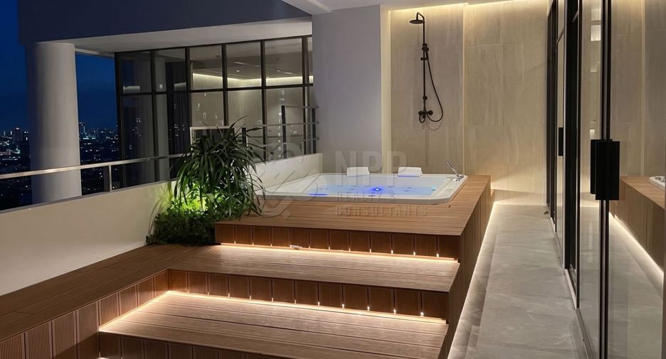 For sale 3 ベッドルーム condo in Watthana, Bangkok