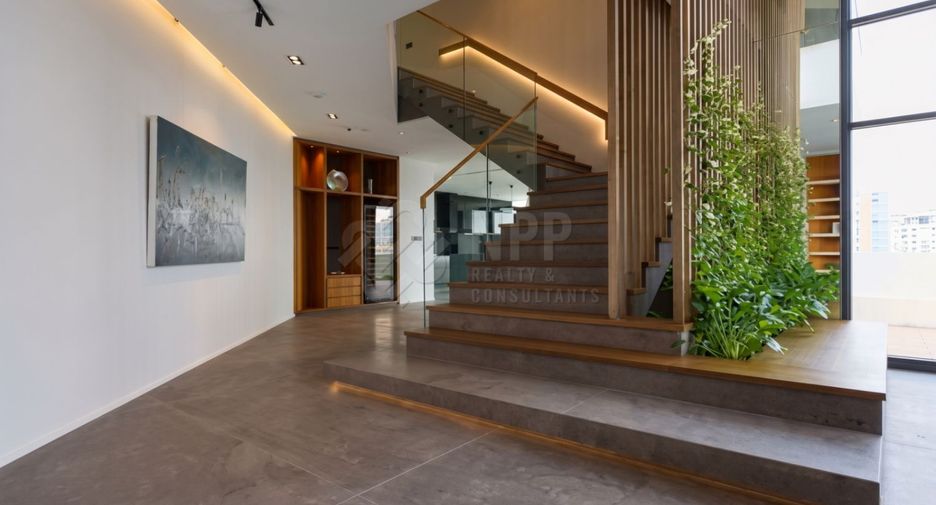 For sale 3 ベッドルーム condo in Watthana, Bangkok