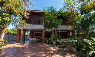 À louer 3 chambres maison à Mueang Chiang Mai, Chiang Mai