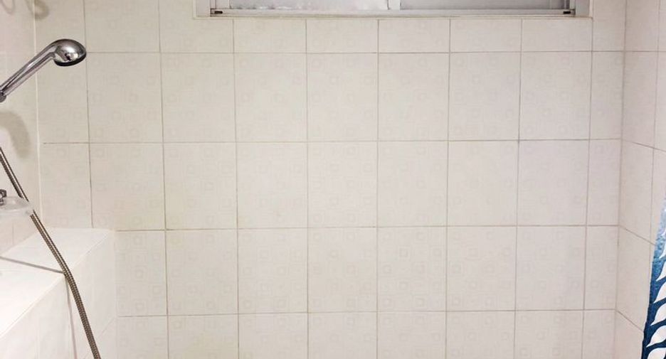 For rent 1 bed condo in Phra Khanong, Bangkok