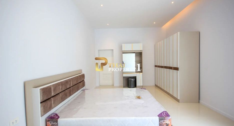 For sale 3 bedrooms villa in Hua Hin, Prachuap Khiri Khan