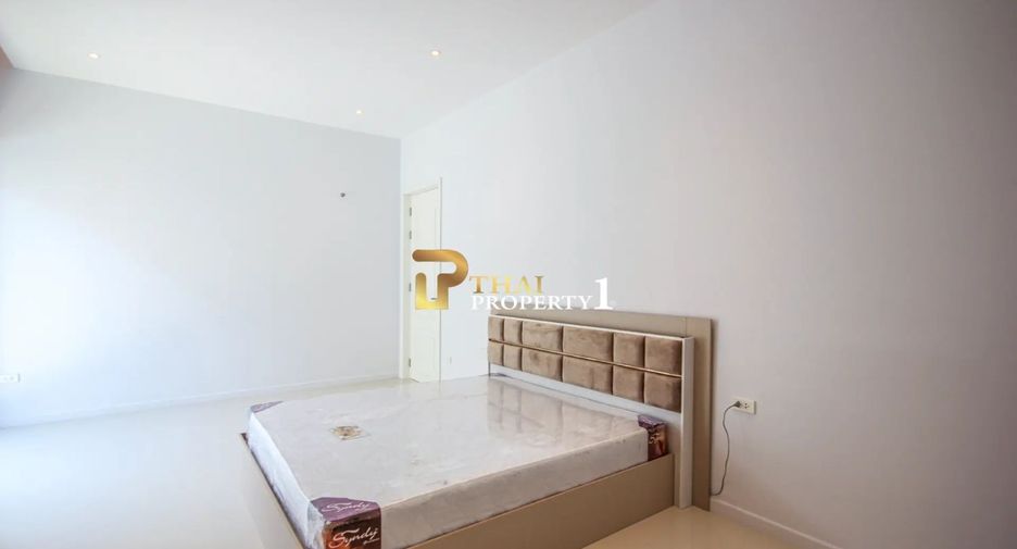 For sale 3 bedrooms villa in Hua Hin, Prachuap Khiri Khan